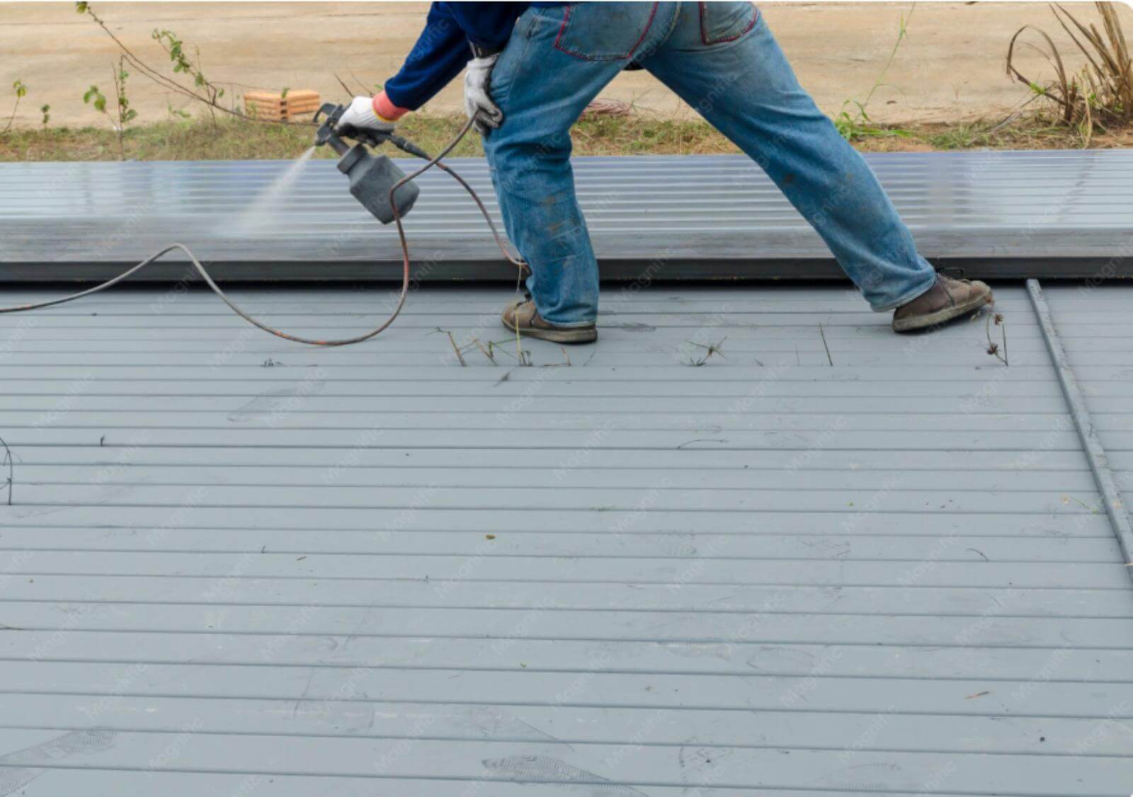 Commercial roof coating contractors